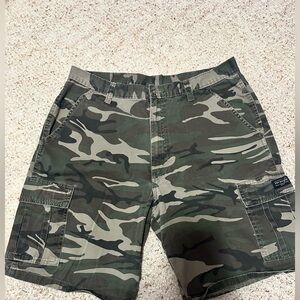 Camo Wrangler Cargo Shorts